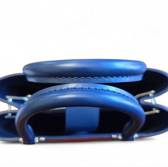 Louis Vuitton Epi Leather Kleber PM Tote Bag in Red - Picture 6 of 9